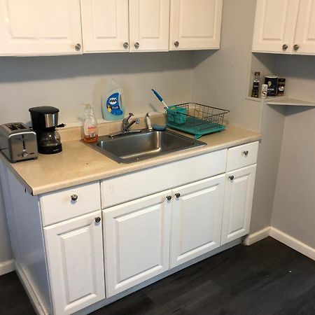 Private 2-Bedroom With Free Parking And Direct Bus To Nyc Manhattan Only 2 Blocks Away Линден Экстерьер фото